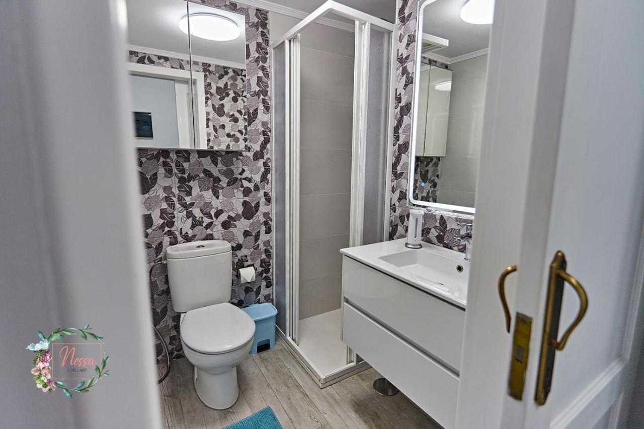 Parrot'S House- Yumbo Center Apartment ปลายา เดล อิงเกลส ภายนอก รูปภาพ